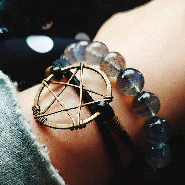 Bijoux ésotériques personnalisés