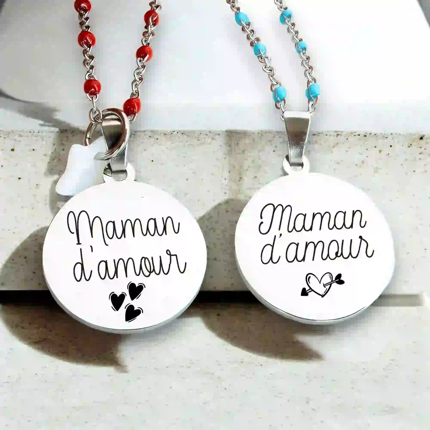 Collier-Personnalise-medailles-couleur-argent-chaine-perle-emails