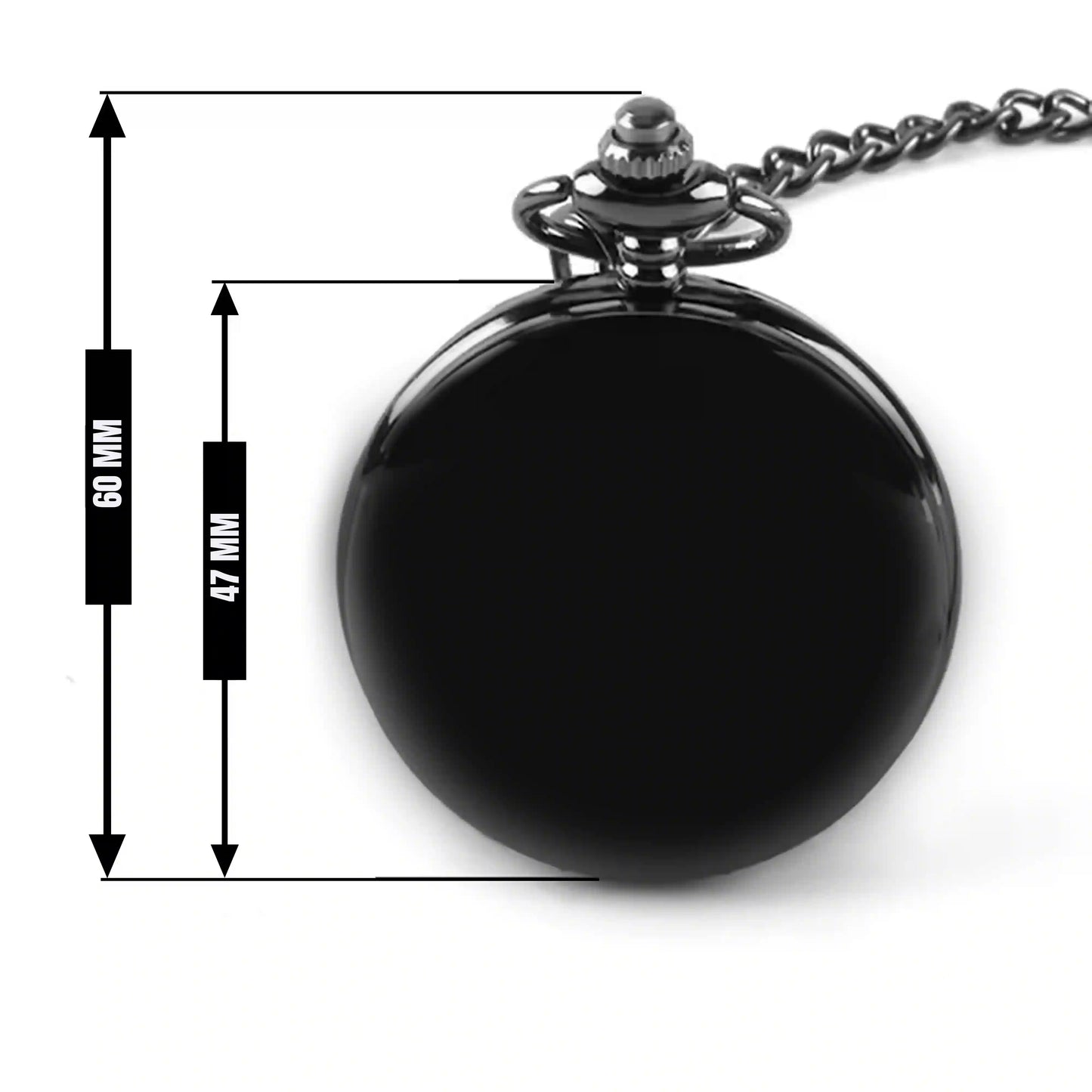 Une montre de poche noire avec une chaîne, d'une longueur totale de 60 mm et une longueur du corps de la montre de 47 mm