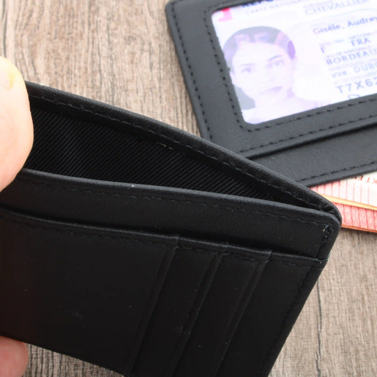 porte carte en cuir noir pour homme -RFID