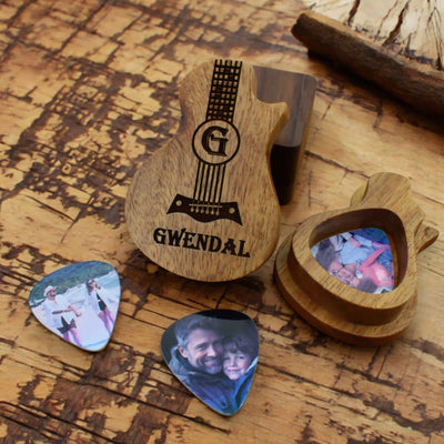 Guitare en bois avec photo