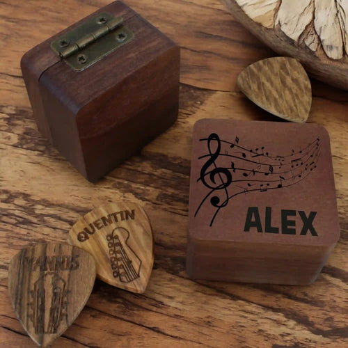 boite et mediator en bois | gravure personnalisée - vue alternative
