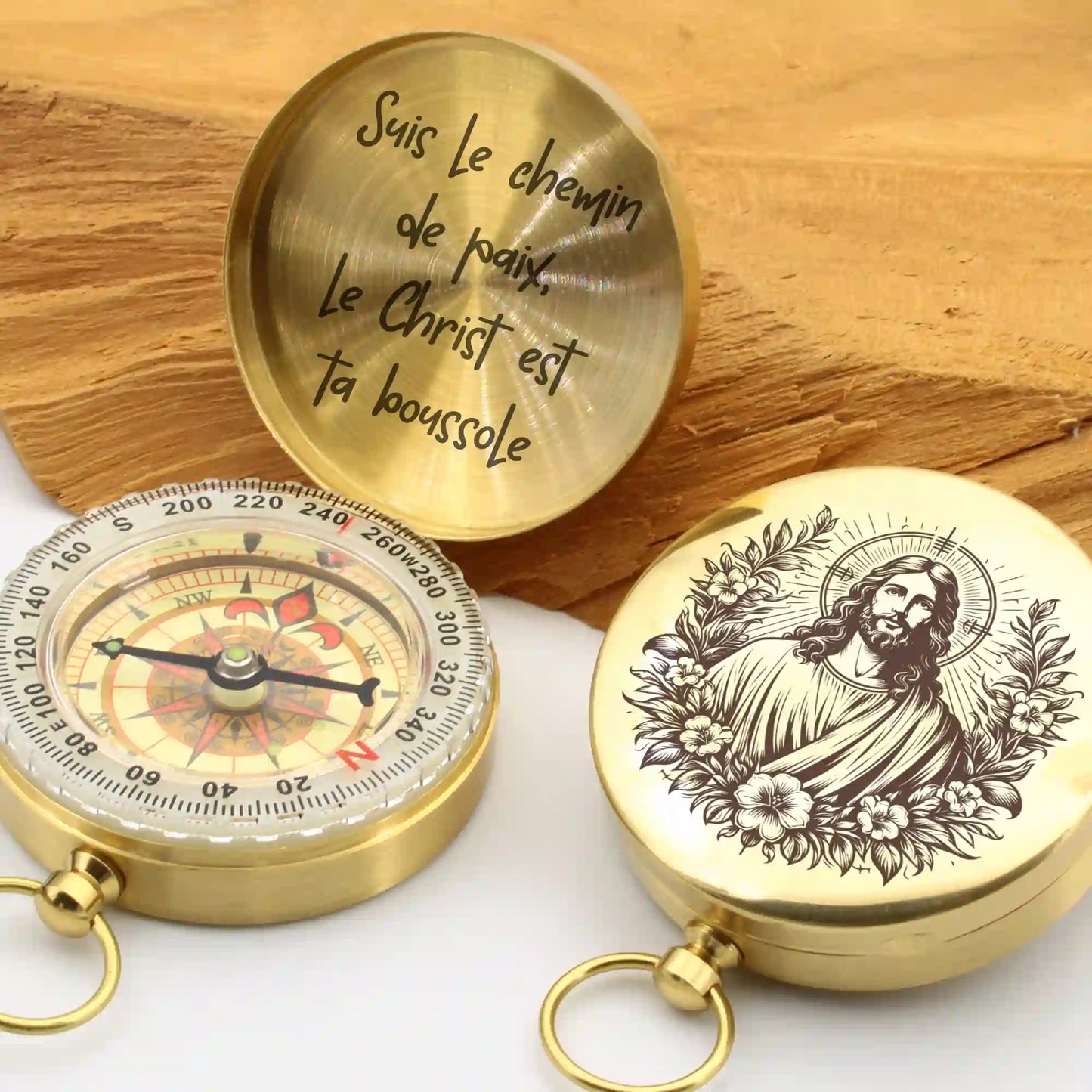 boussole personnalisée avec gravure  du christ