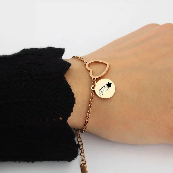Bracelet cœur et médaille personnalisée - Gravure Des Mots