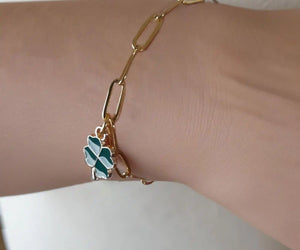 Bracelet trèfle porte-bonheur personnalisé