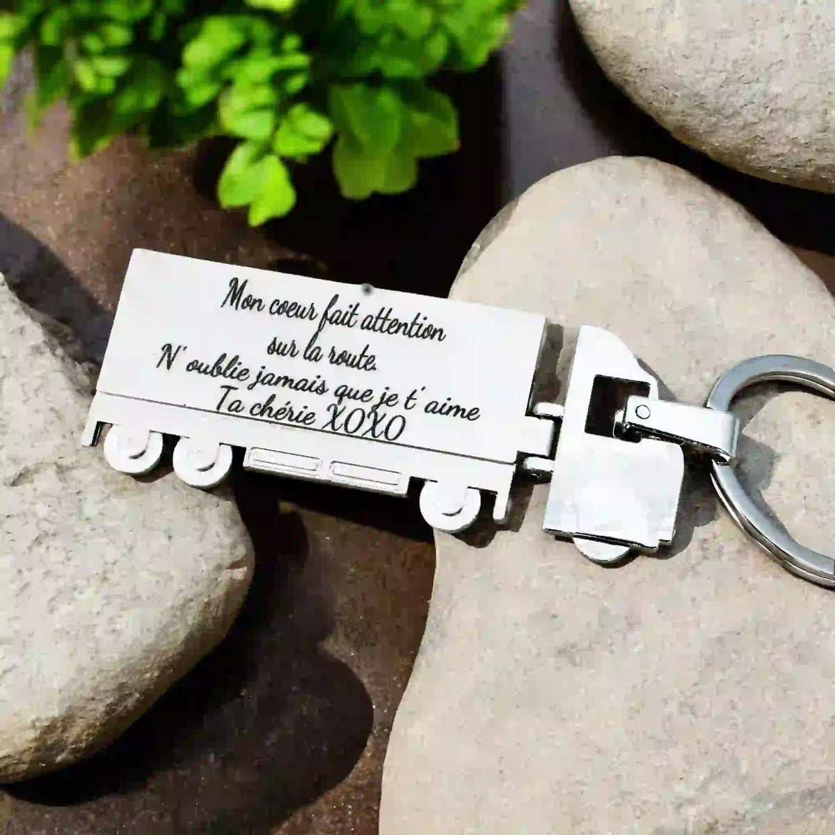 Porte clé personnalisé camion en métal - Gravure Des Mots