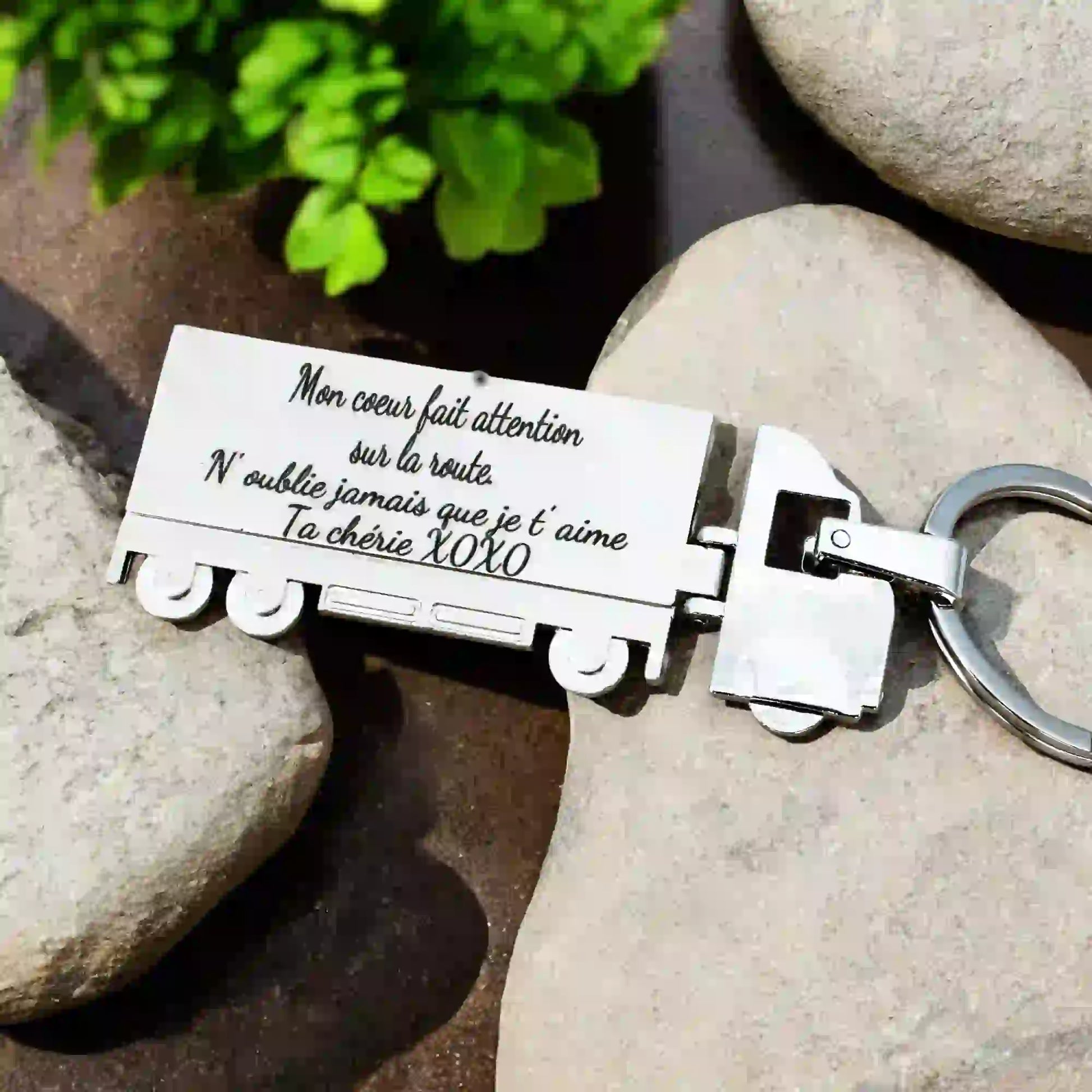 Porte clé personnalisé camion en métal - Gravure Des Mots