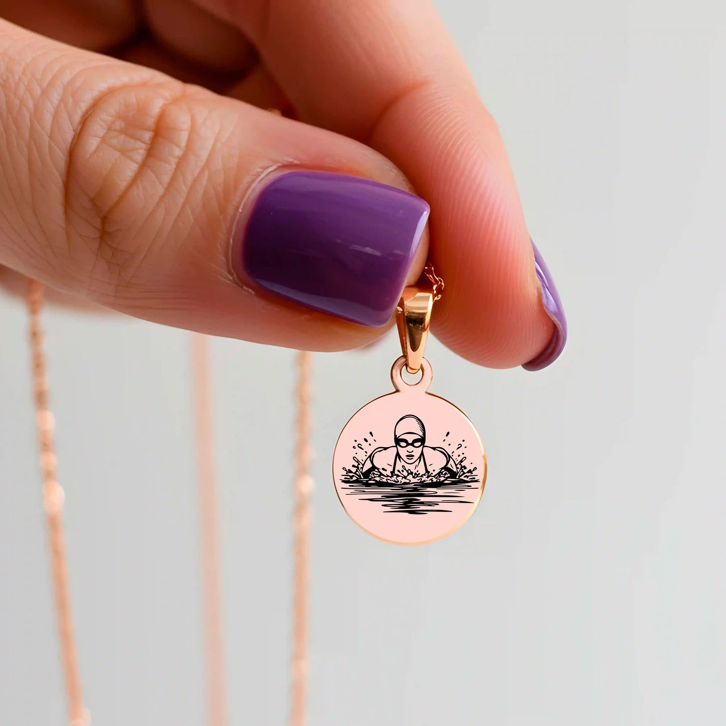 collier nageur gravure personnalisée - couleur rose gold