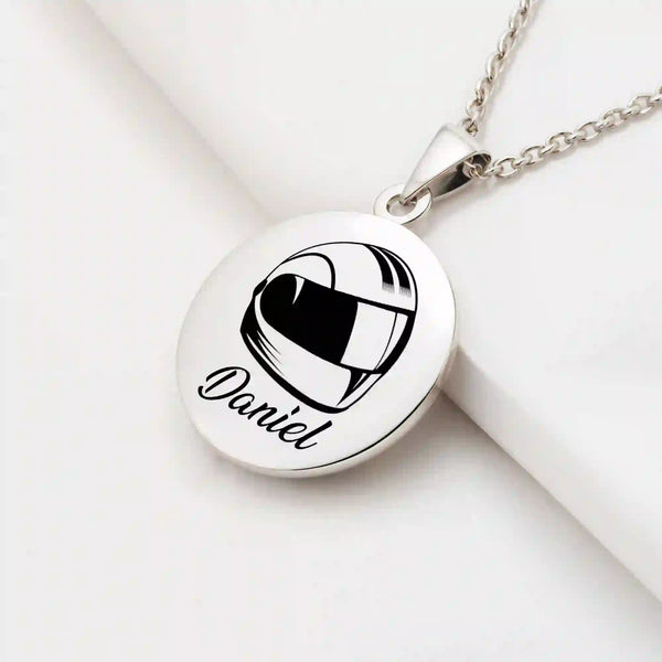 collier casque de moto  gravure personnalisée