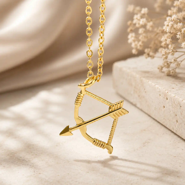 collier avec breloque cupidon