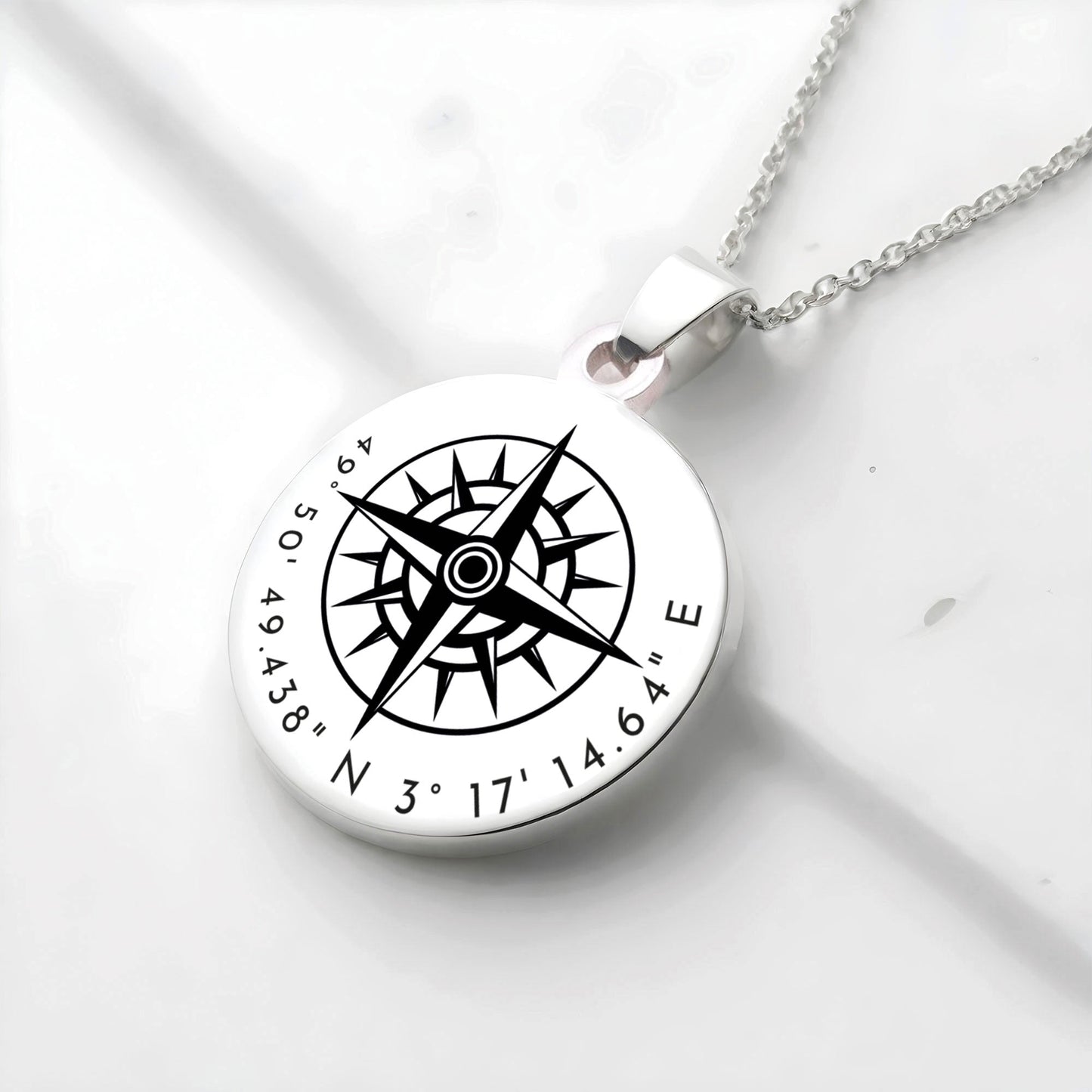 Collier personnalisé Rose des Vents - Gravure Des Mots