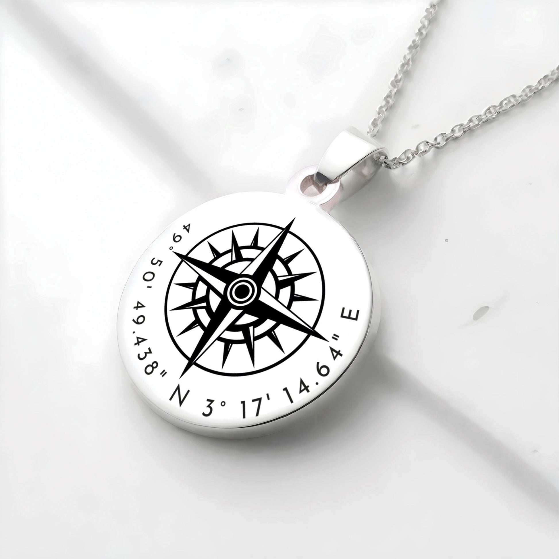 Collier personnalisé Rose des Vents - Gravure Des Mots