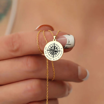 Collier Rose des Vents avec Coordonnées GPS Personnalisées