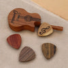 Guitare et Médiator en Bois Personnalisé