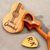 Guitare et Médiator en Bois Personnalisé