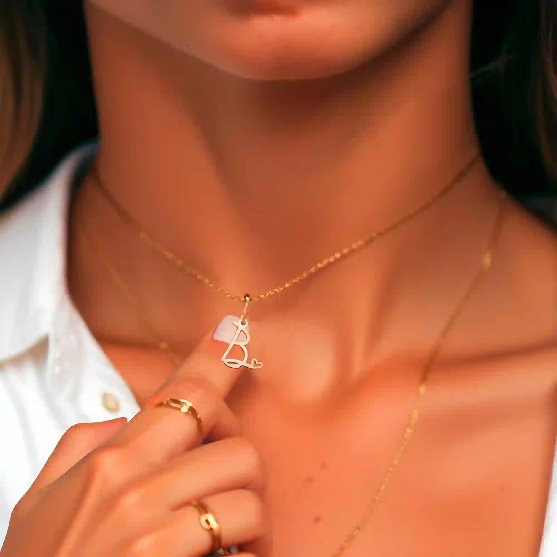 collier-initiales-lettre-b
