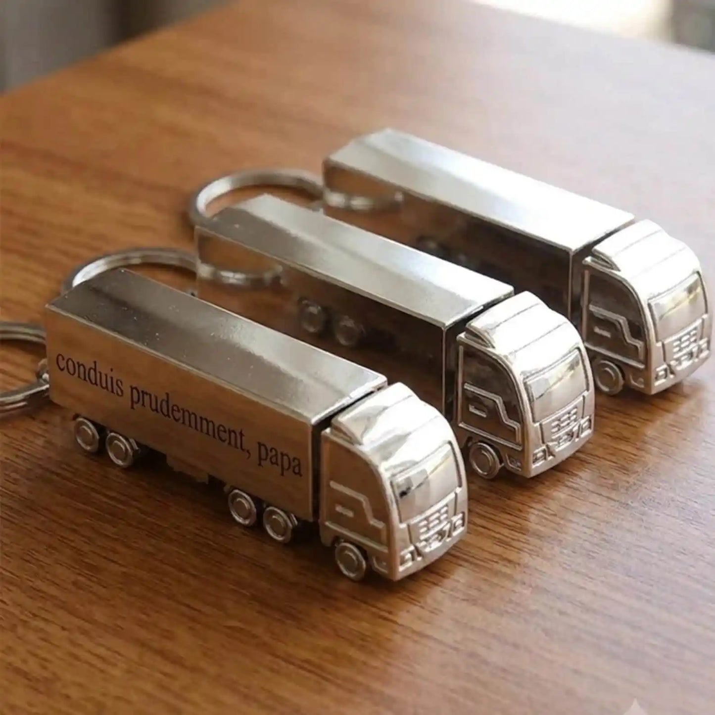 Porte-Clé Camion Semi-Remorque Personnalisé — Cadeau Chauffeur Routier