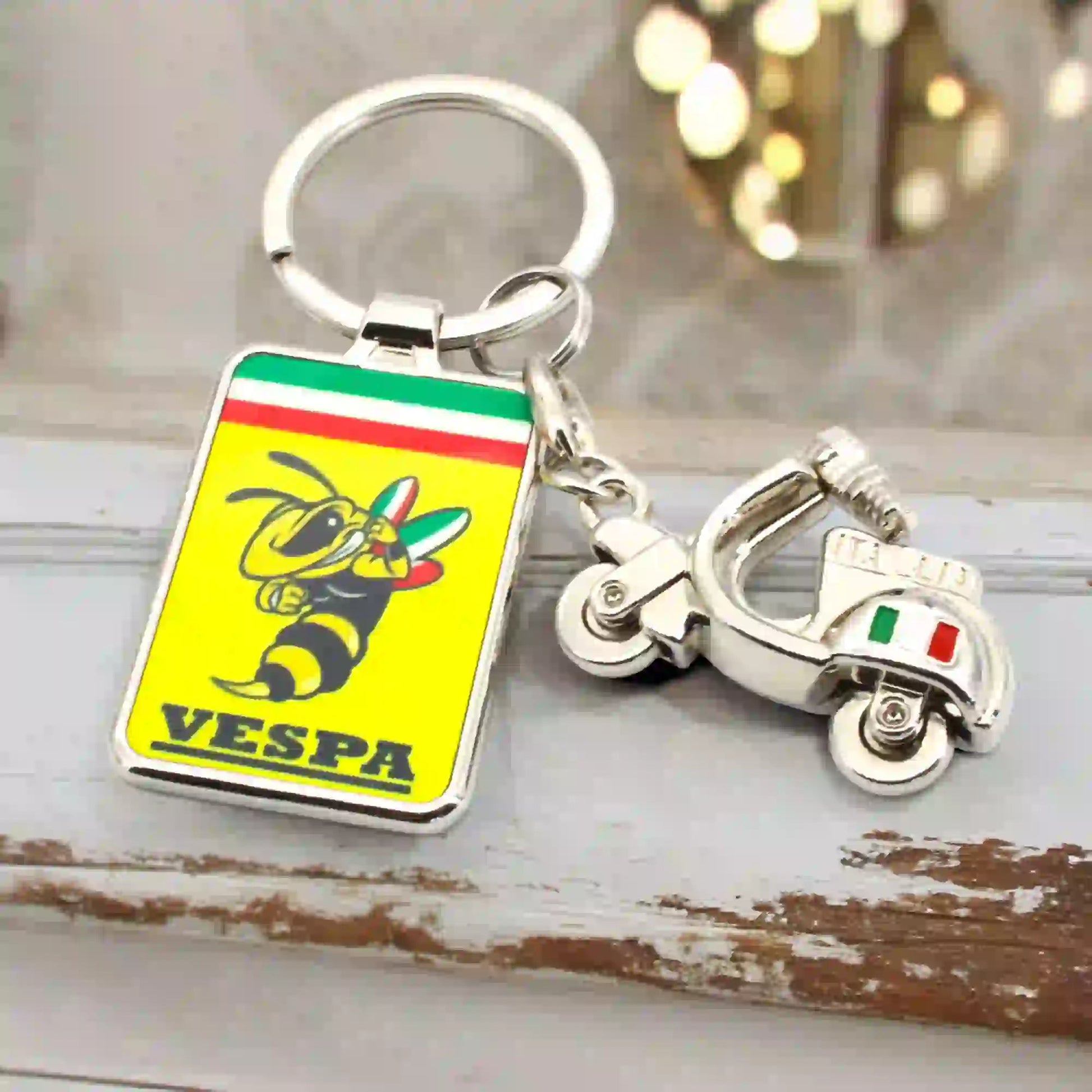 Porte clé Vespa, scooter italien - Gravure personnalisée