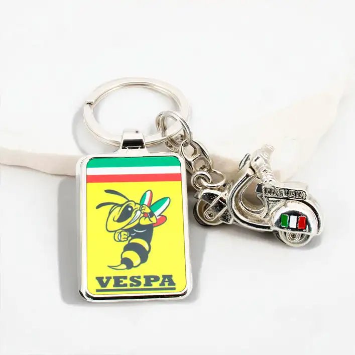 Porte-clé Vespa gravé, cadeau pour amateur de deux-roues
