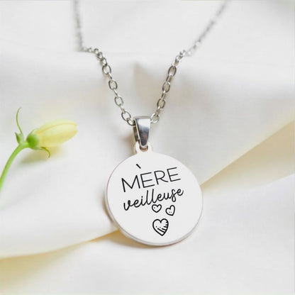 Collier Personnalisé Mamie | cadeau unique et tendre